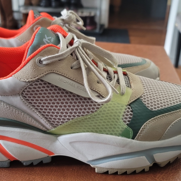 Michael kors running shoes - Picture 5 of 5